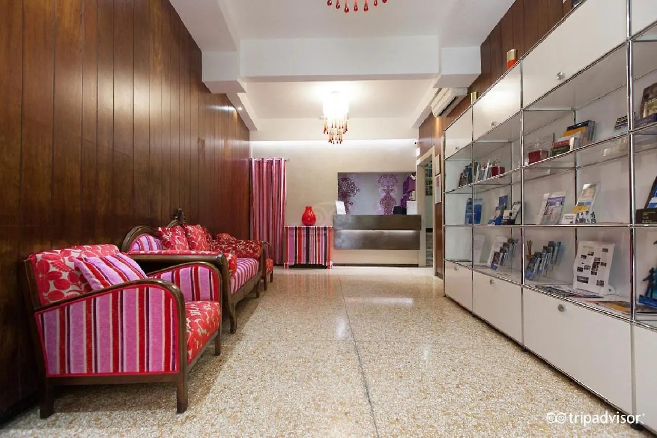 Hotel Bologna Genoa